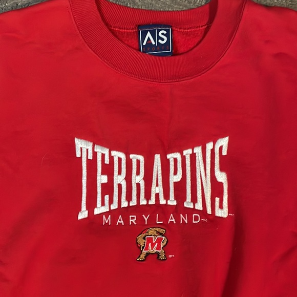 Maryland Terrapins red crewneck. Size XL. - Picture 2 of 3